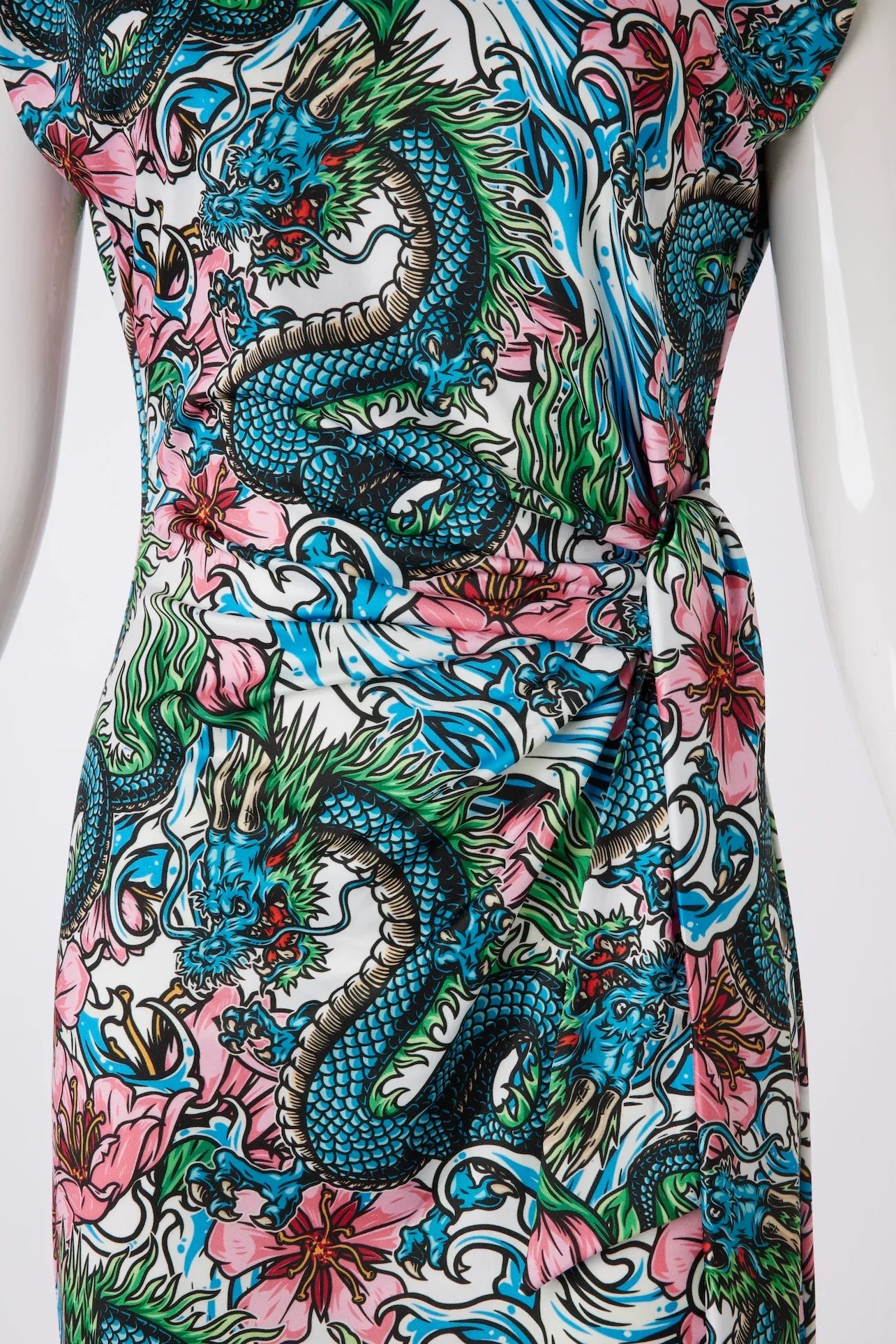 Elegantes Sommerkleid mit Muster von dem Hamburger Modelabel stegmann mode