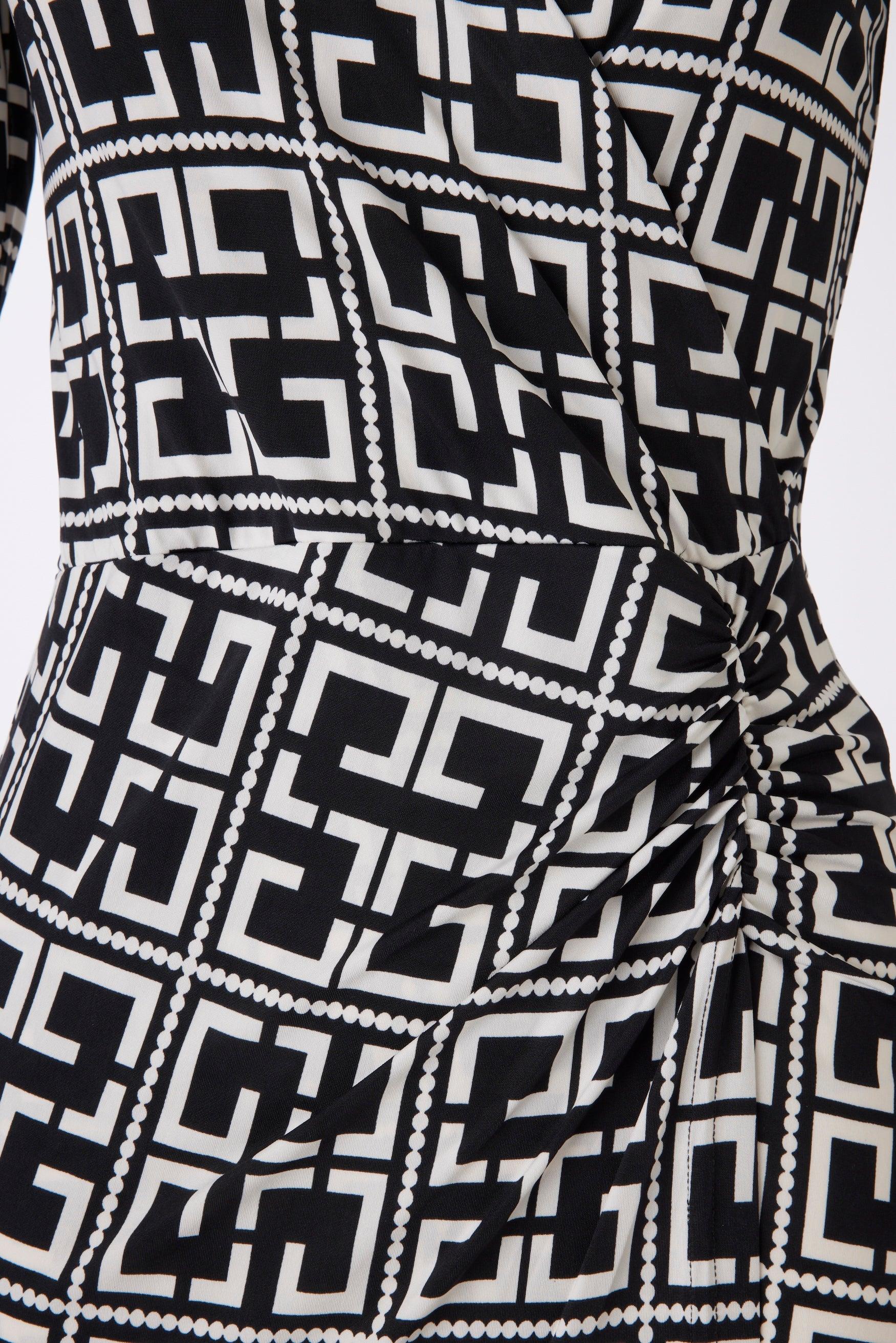 Kleid mit Muster von dem Hamburger Modelabel stegmann mode