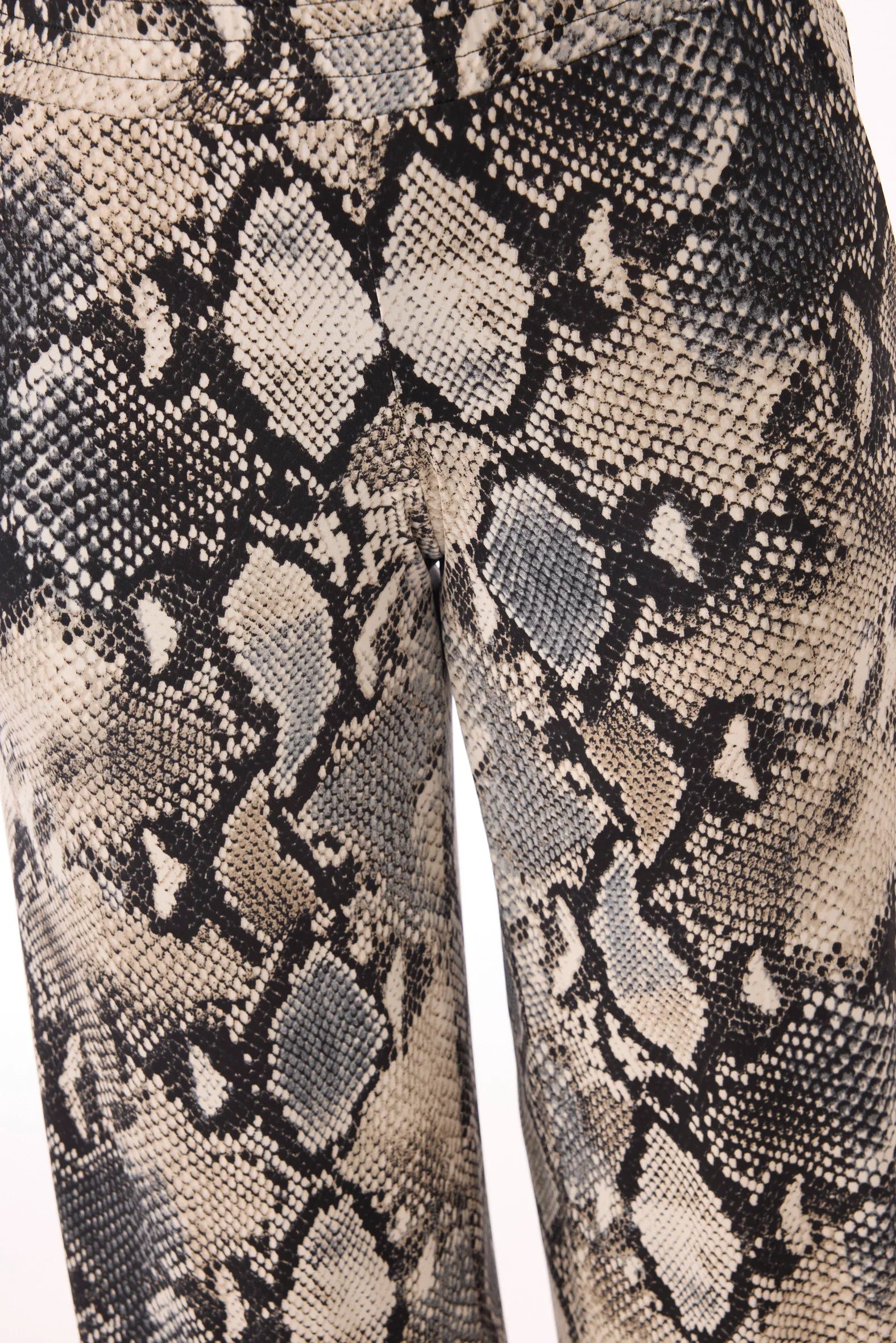 Marlene Hose mit Muster von dem Hamburger Modelabel stegmann mode