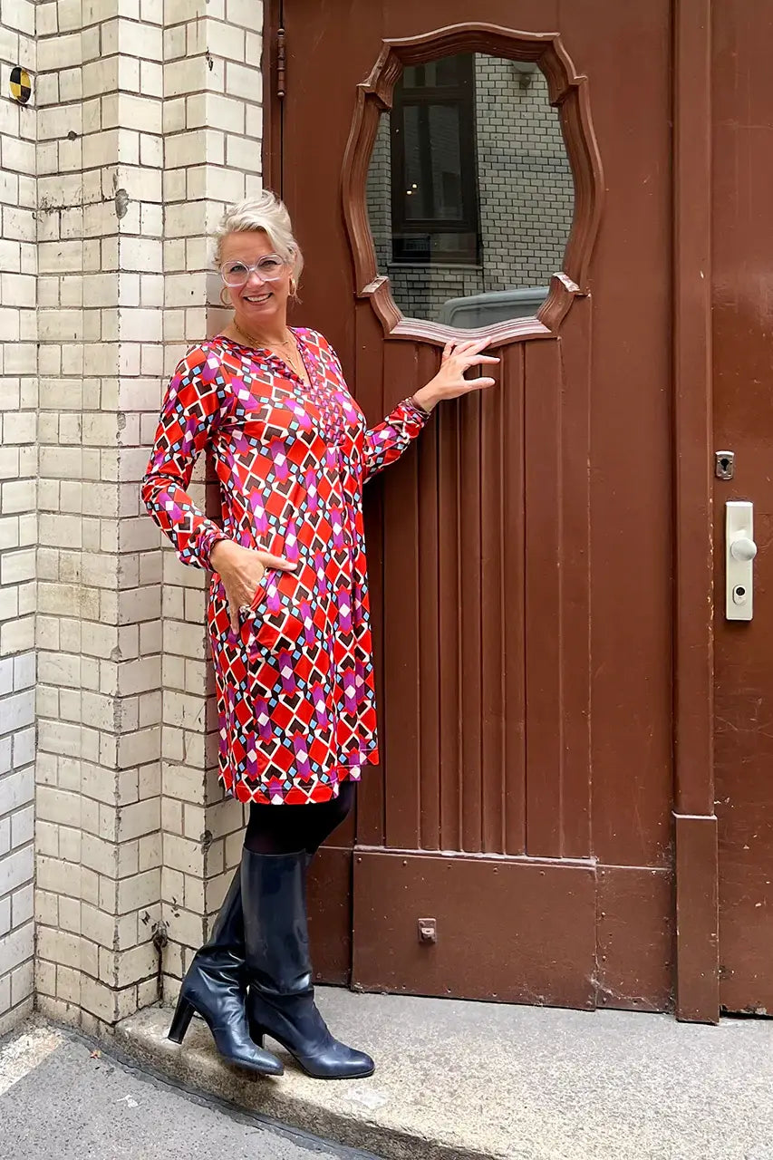 Kleid mit Muster von dem Hamburger Modelabel stegmann mode