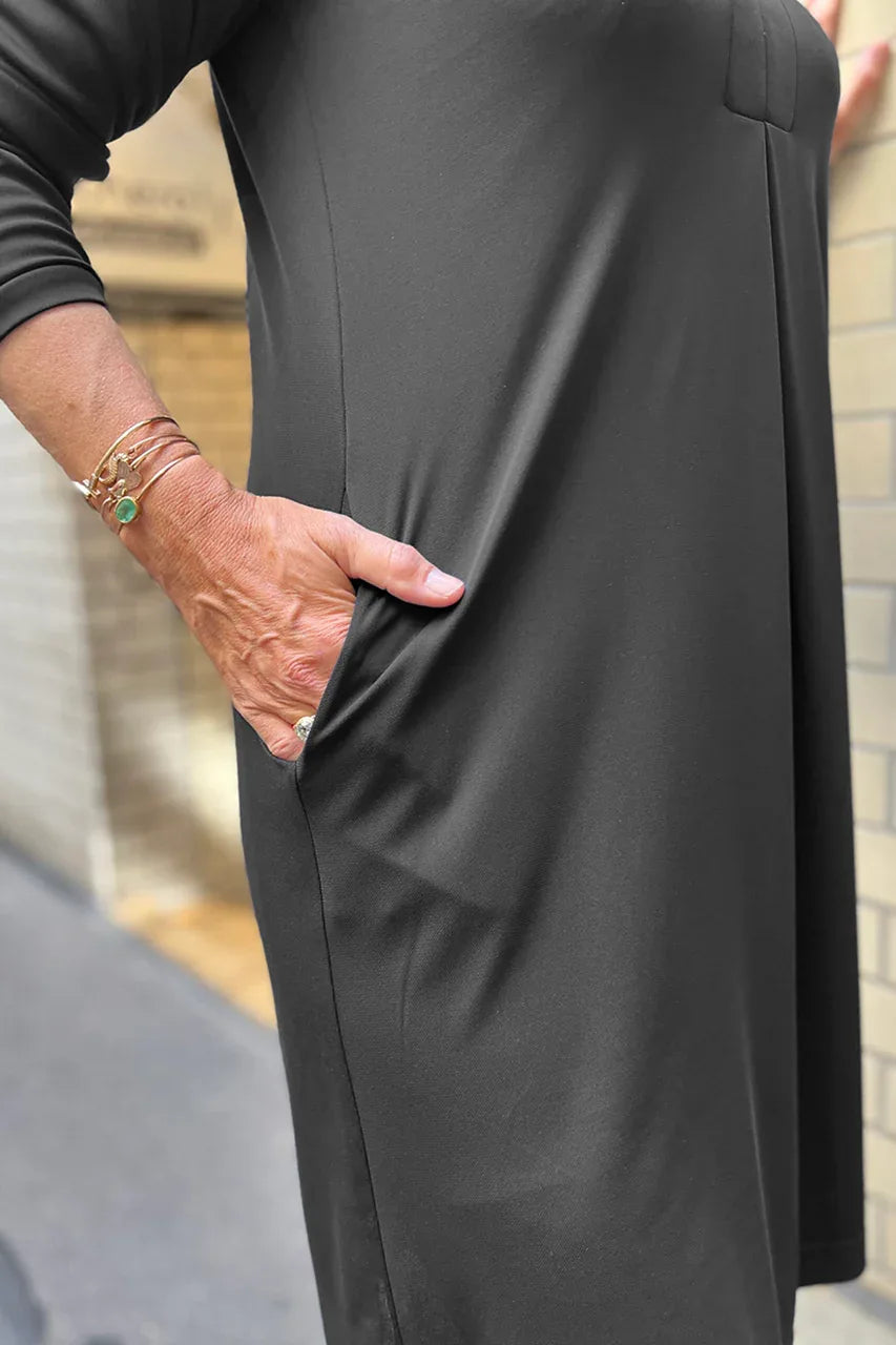 Kleid Schwarz von dem Hamburger Modelabel stegmann mode