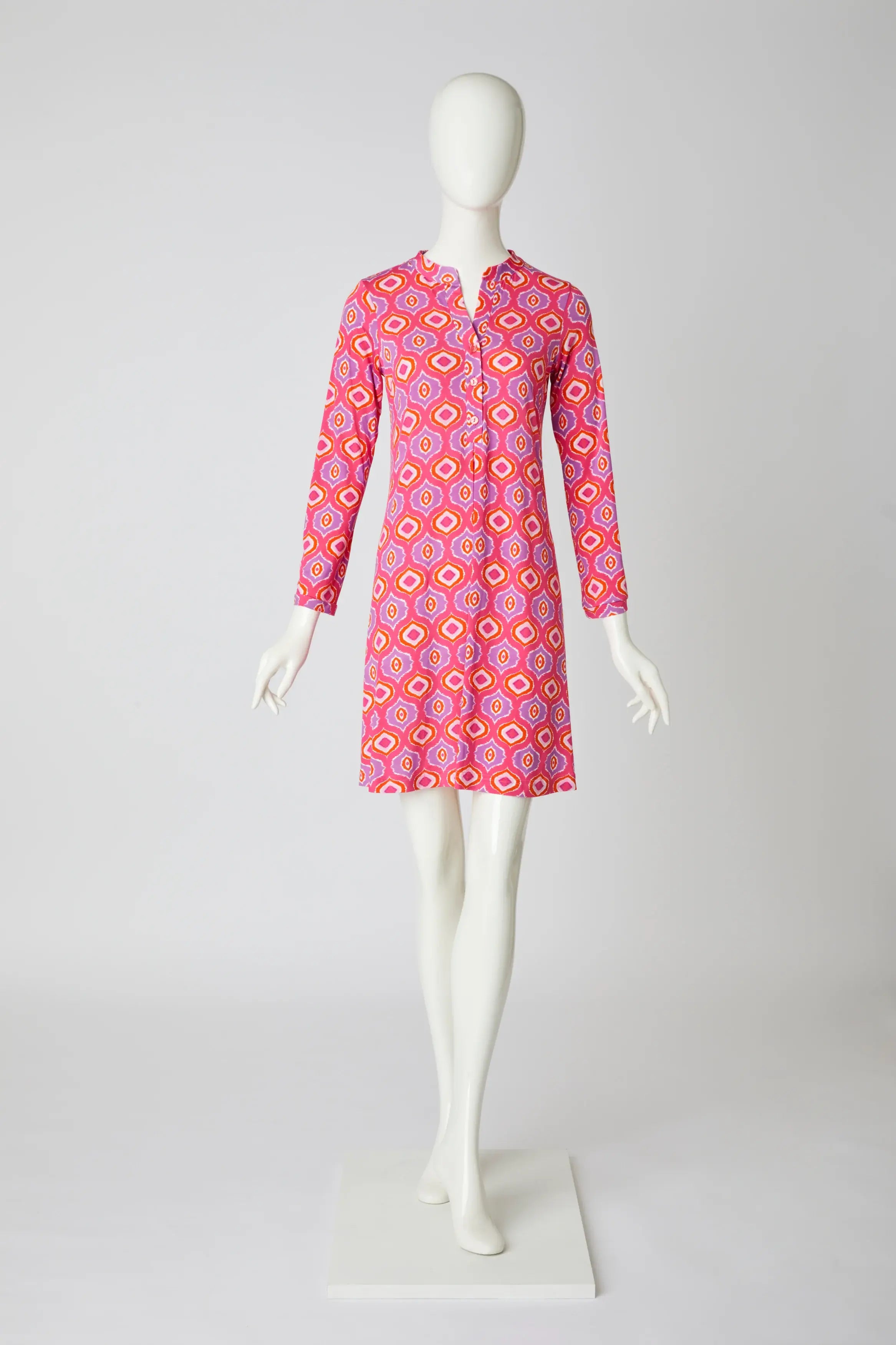 Kleid mit Knopfleiste und Muster von dem Hamburger Modelabel stegmann mode