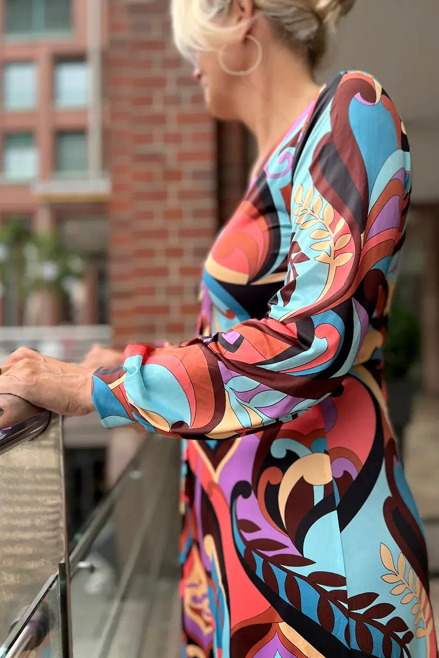 langes Kleid mit Muster von dem Hamburger Modelabel stegmann mode