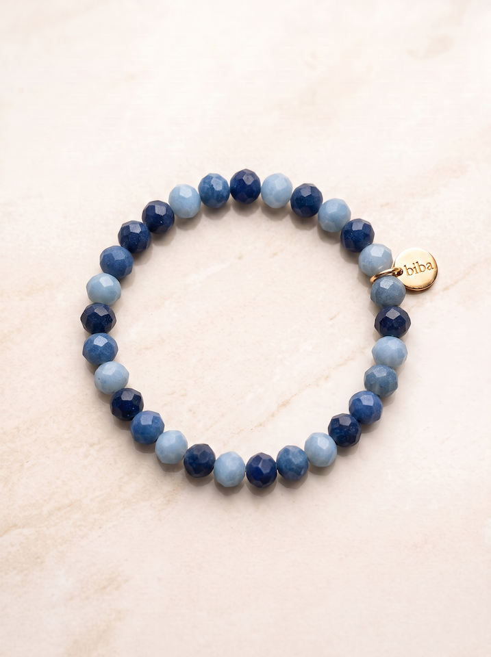 Produktfoto Armband Glitzerperle von biba in der Farbe blau vom Hamburger Modelabel Stegmann Mode