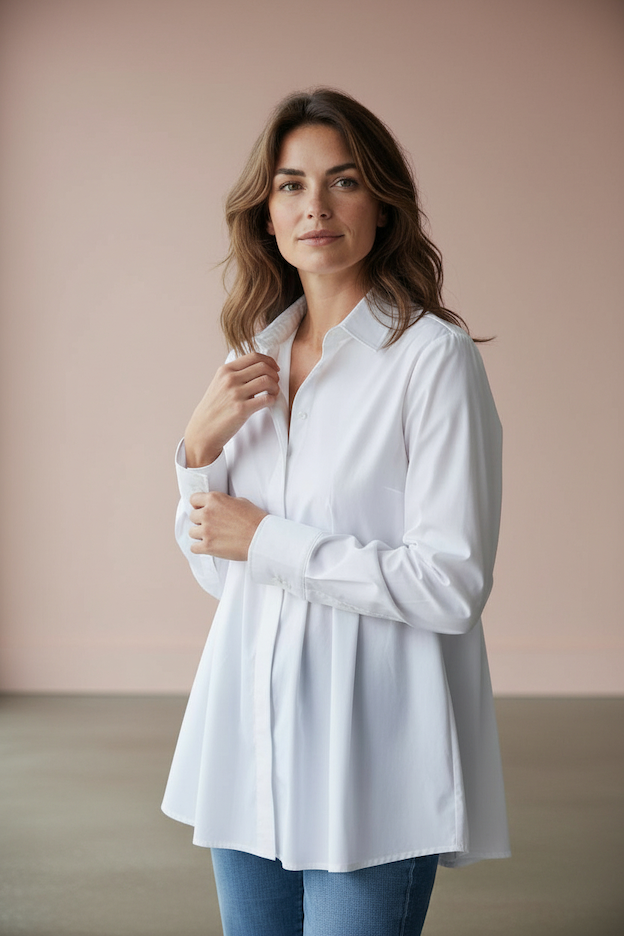 Produktfoto der Bluse Milly in Weiss vom Hamburger Modelabel stegmann mode