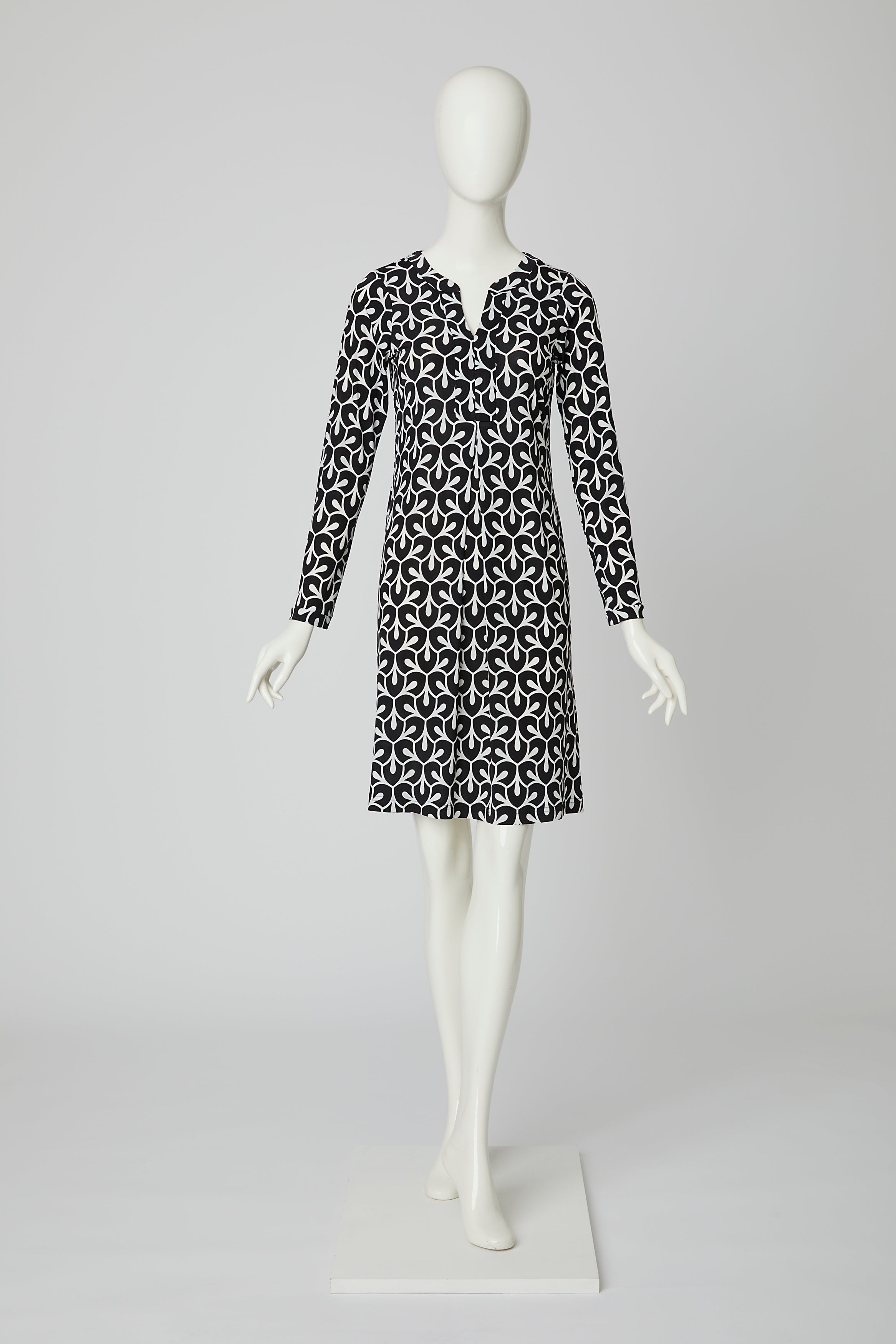 Kleid mit Muster von dem Hamburger Modelabel stegmann mode