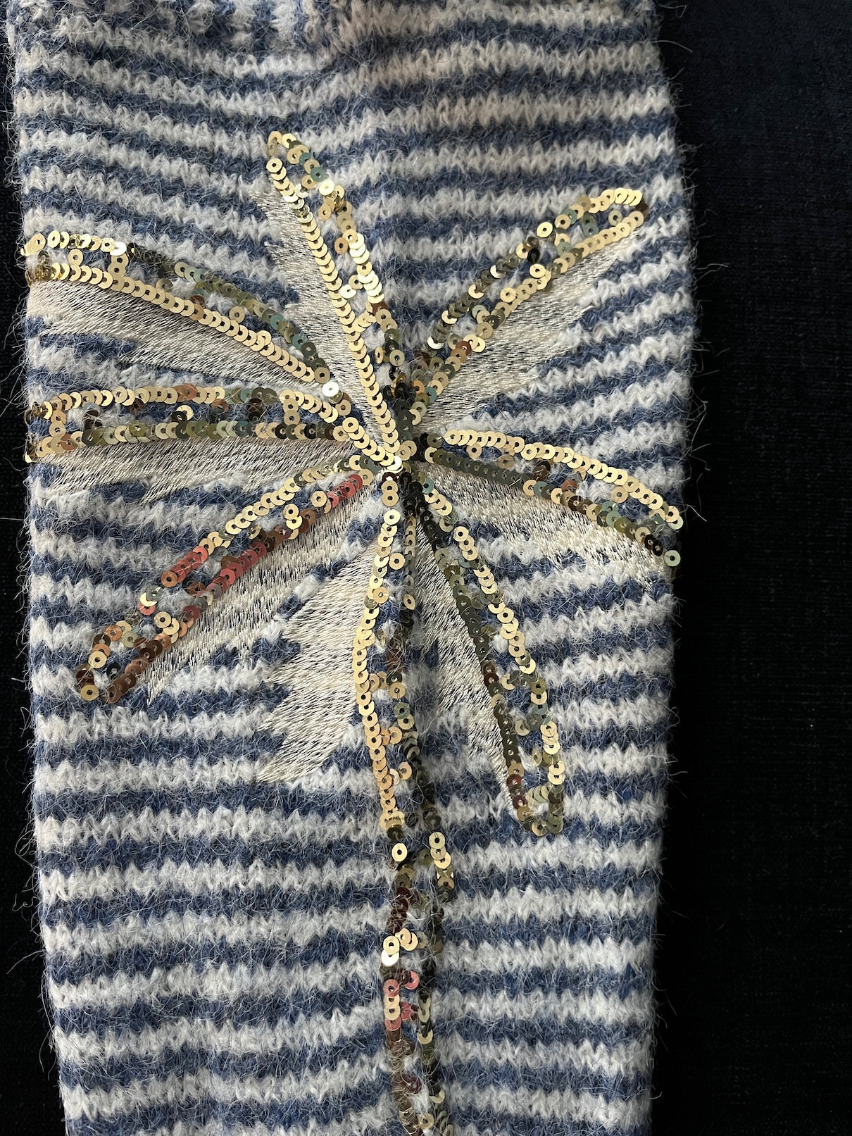 Close up Paillettenpalme vom Hamburger Modelabel stegmann mode