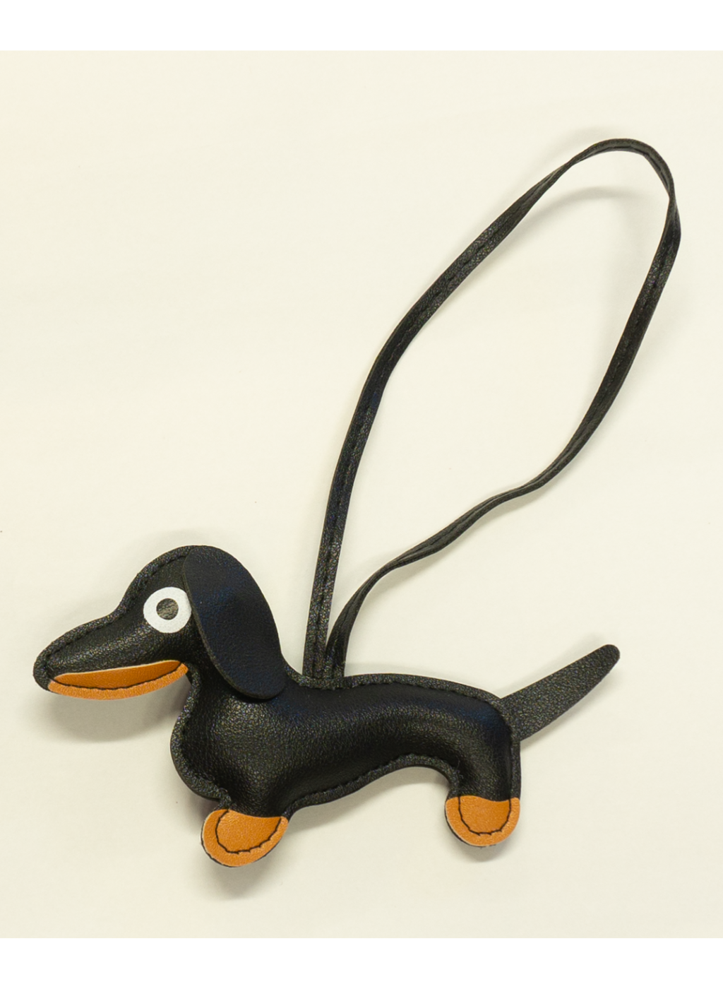 Taschenanhänger mit Dackel-Motiv in Schwarz vom Hamburger Modelabel stegmann mode