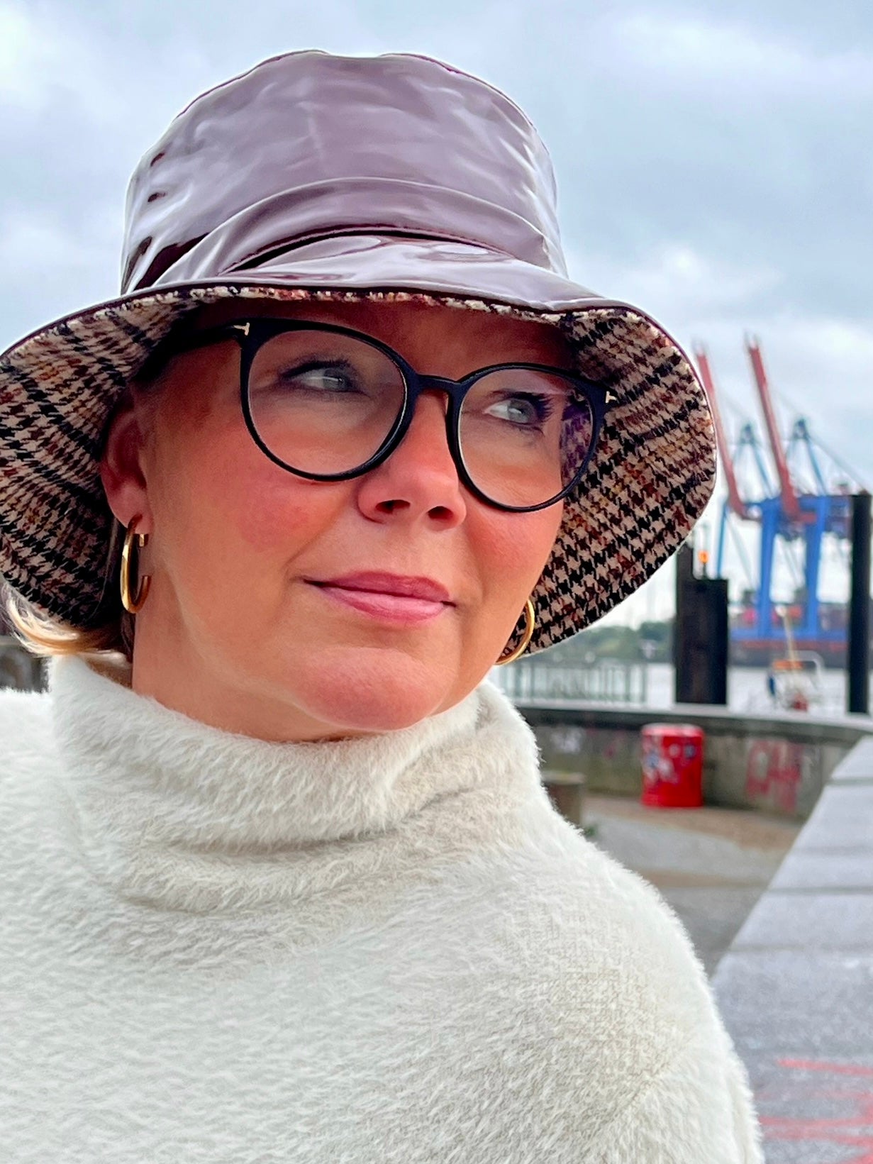 Bucket-Hat von dem Hamburger Modelabel Stegmann Mode