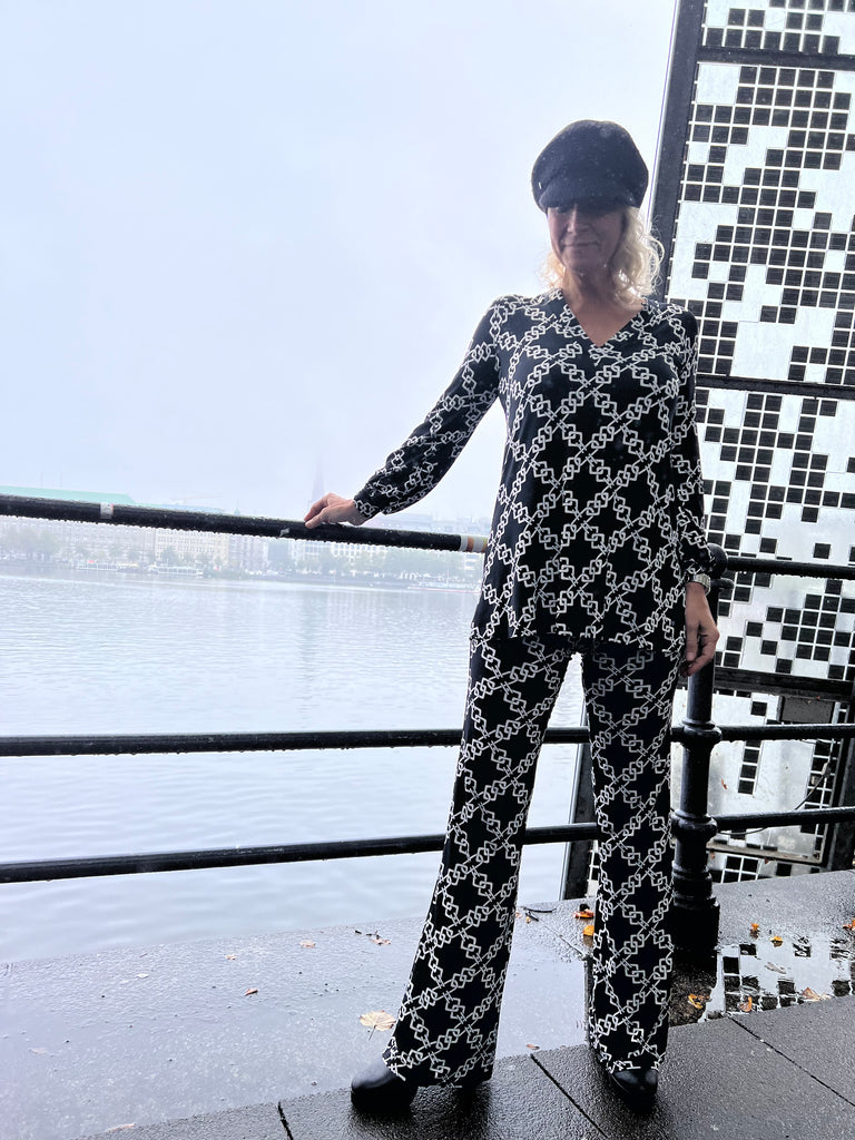 Stoffhose mit Muster von dem Hamburger Modelabel stegmann mode
