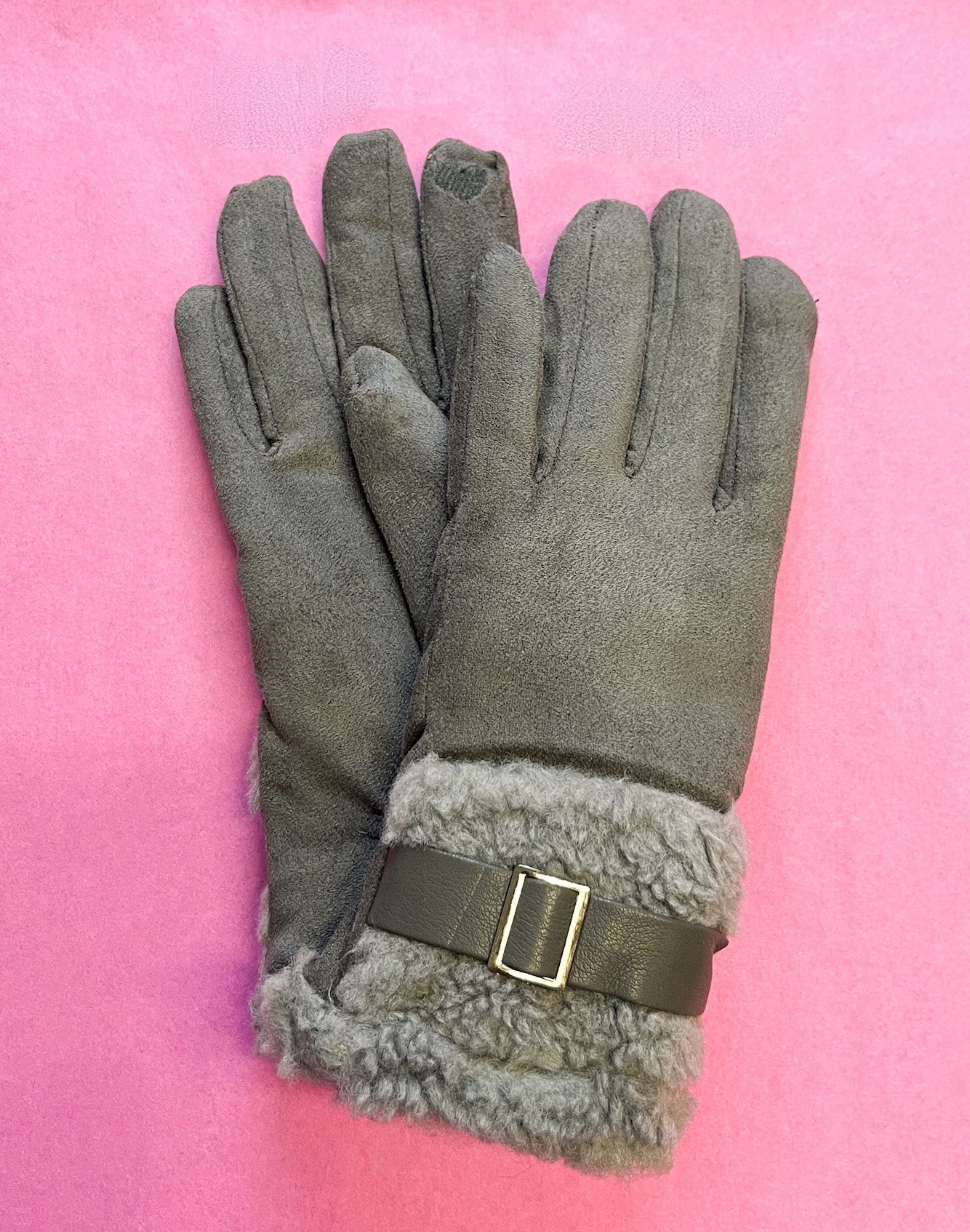 Produktfoto Fingerhandschuh mit Schließe in der Farbe Grau vom Hamburger Modelabel stegmann mode