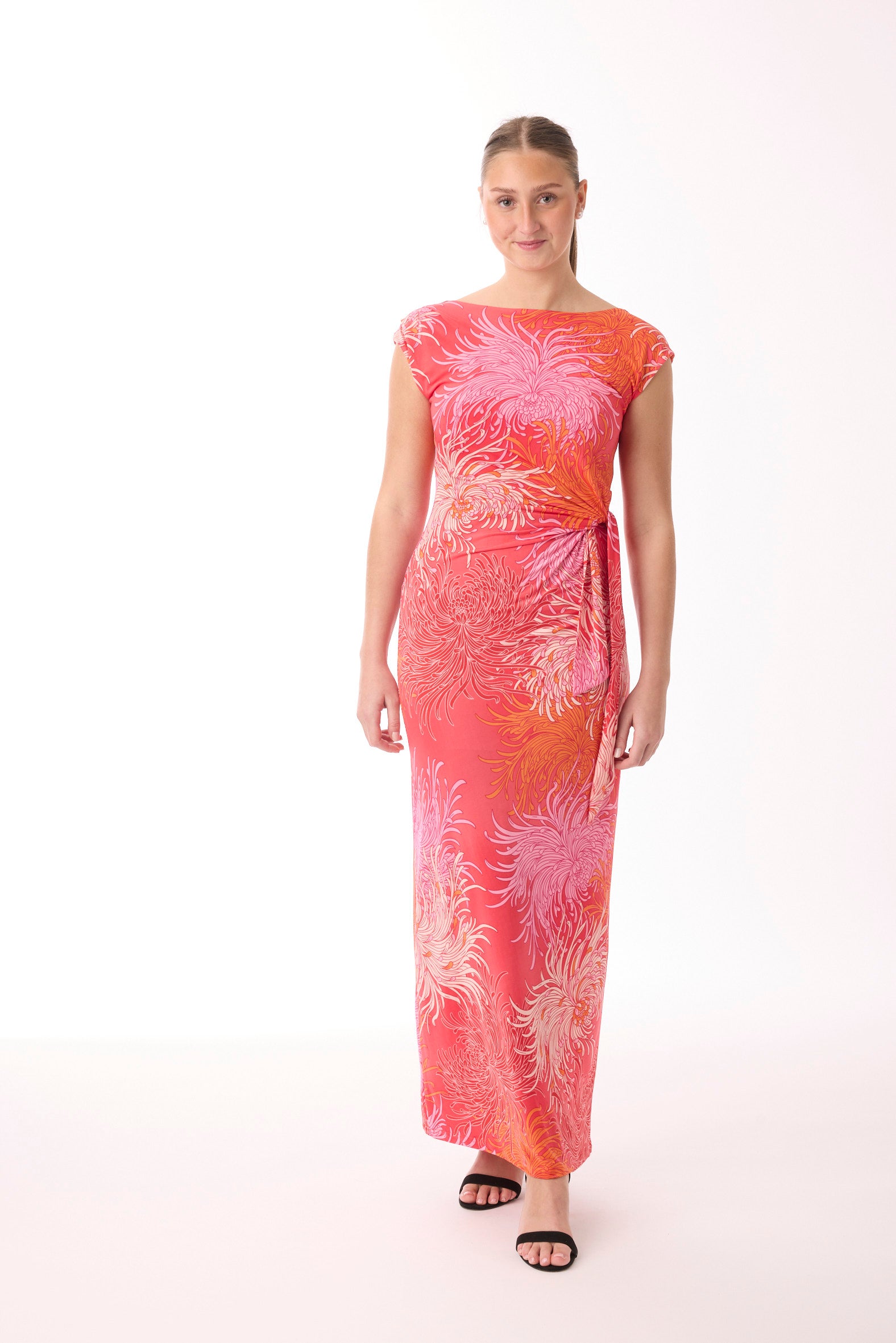 Elegantes Sommerkleid mit Muster von dem Hamburger Modelabel stegmann mode