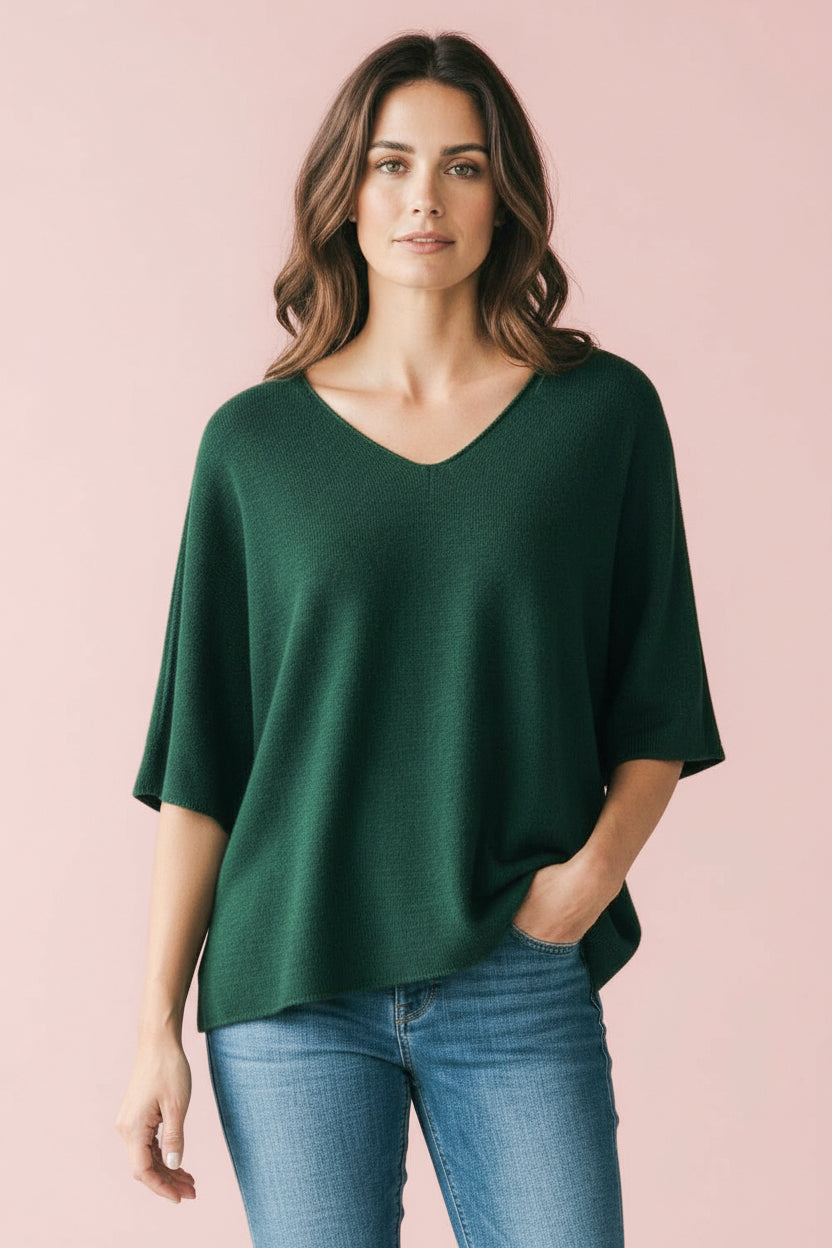 Produktfoto Pullover in Vert mit V-Ausschnitt und Halbarm vom Hamburger Modelabel stegmann mode