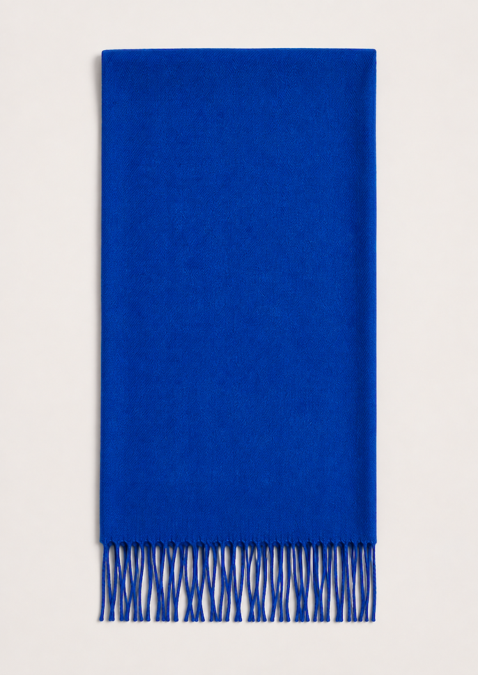 Produktfoto von Pashmina Schal in der Farbe Royalblau vom Hamburger Modelabel Stegmann Mode