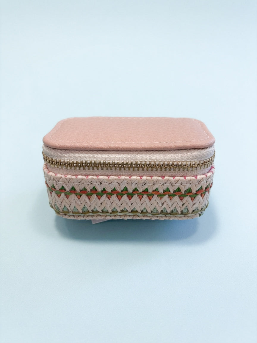 Kleines Schmucketui in der Farbe Rose vom Hamburger Modelabel stegmann mode