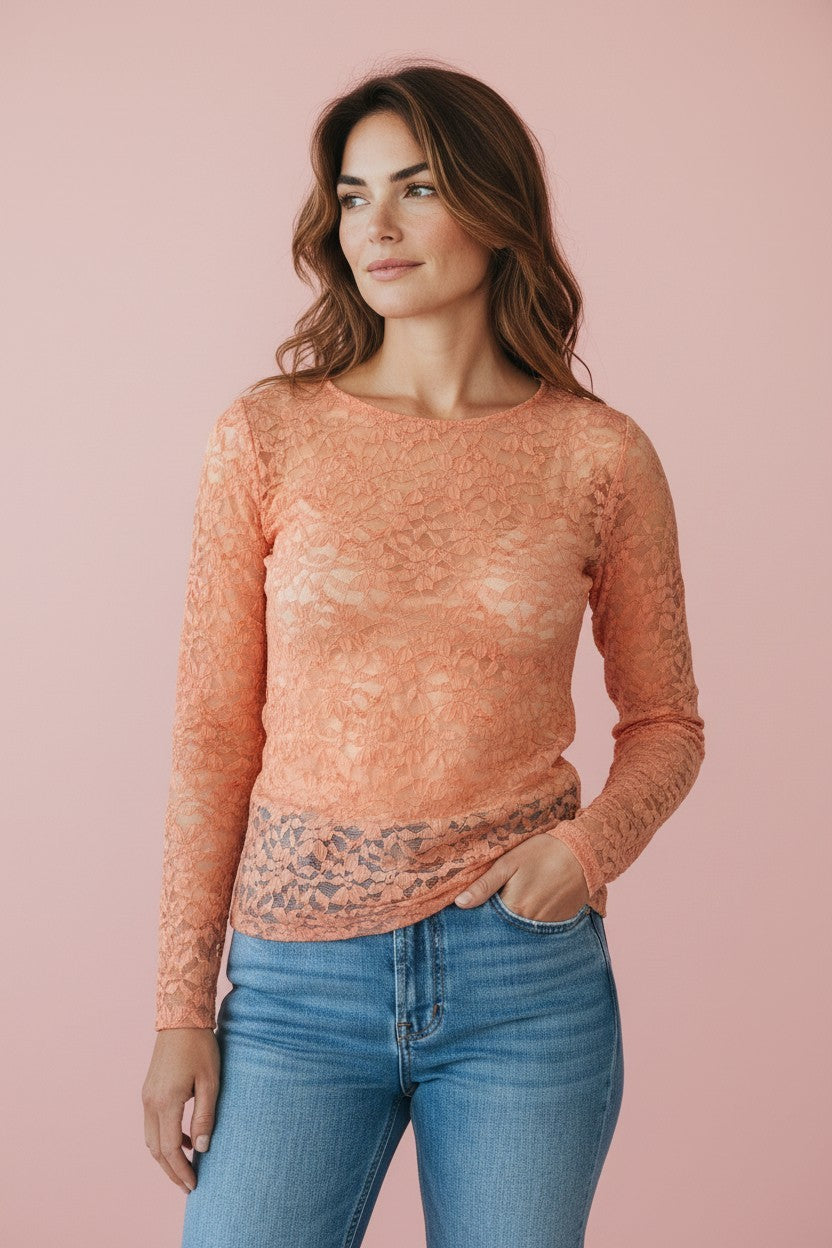 Produktfoto vom Shirt aus Spitze in der Farbe orange vom Hamburger Modelabel stegmann mode