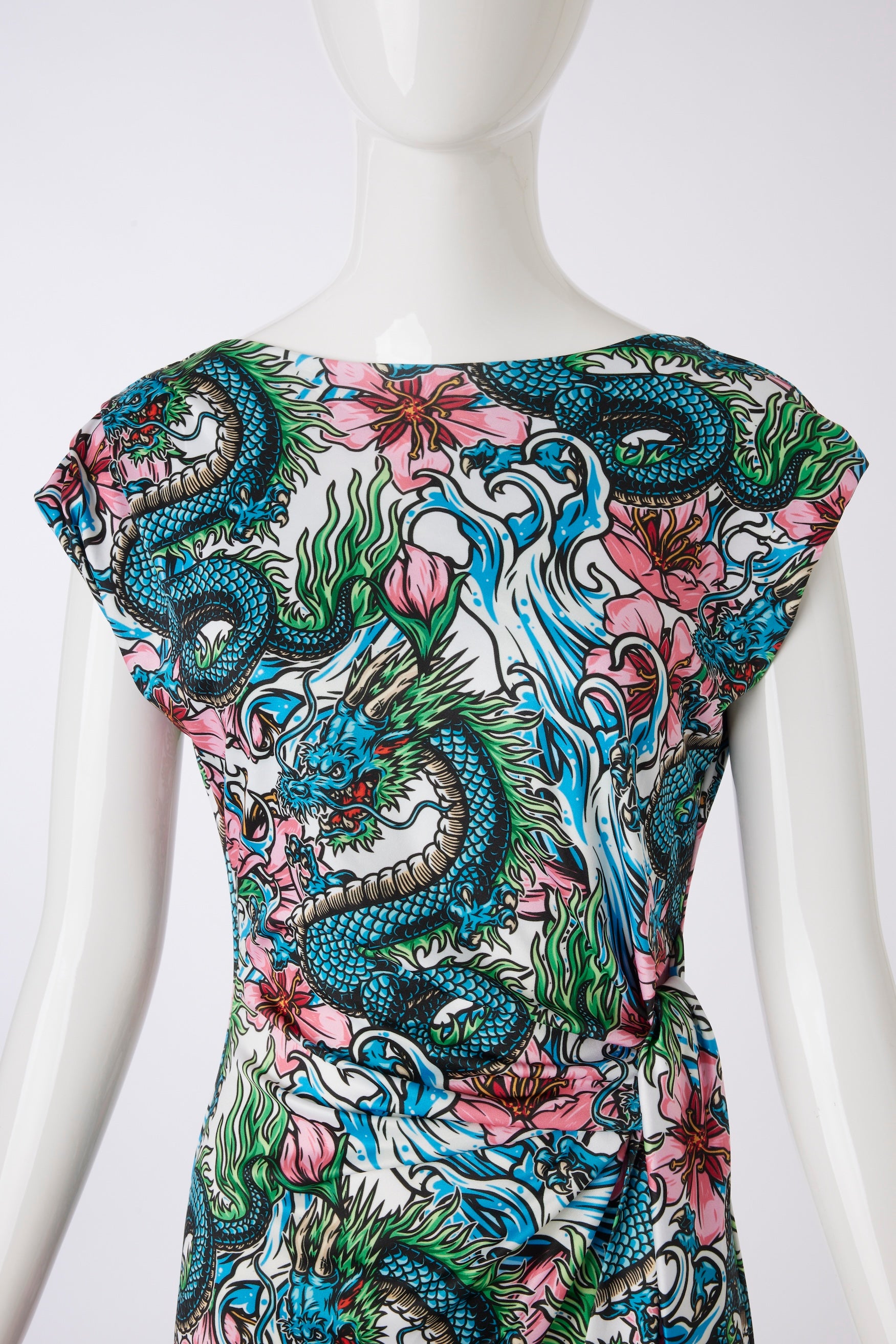 Elegantes Sommerkleid mit Muster von dem Hamburger Modelabel stegmann mode