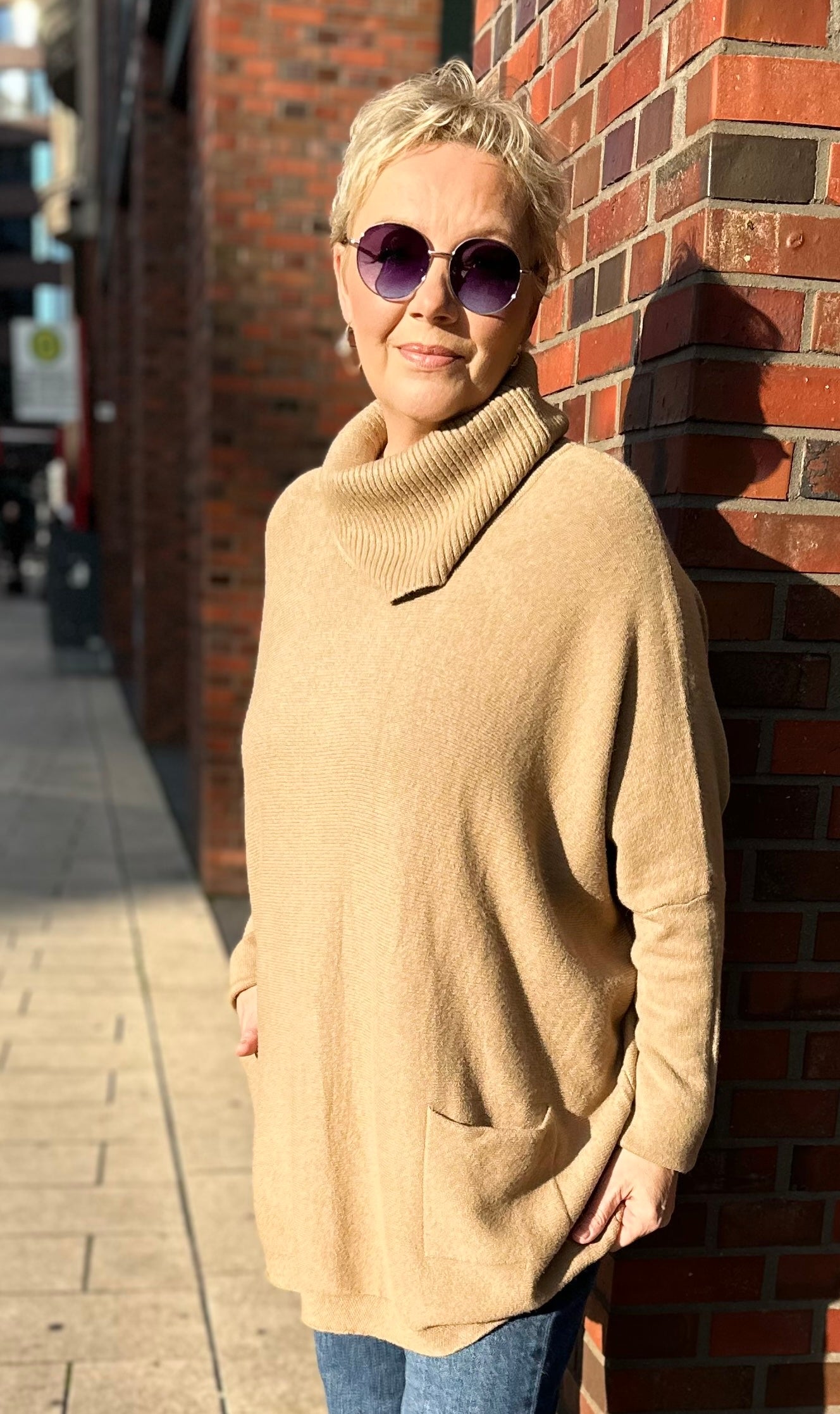 Oversized Rollkragenpullover vom Hamburger Modelabel stegmann mode