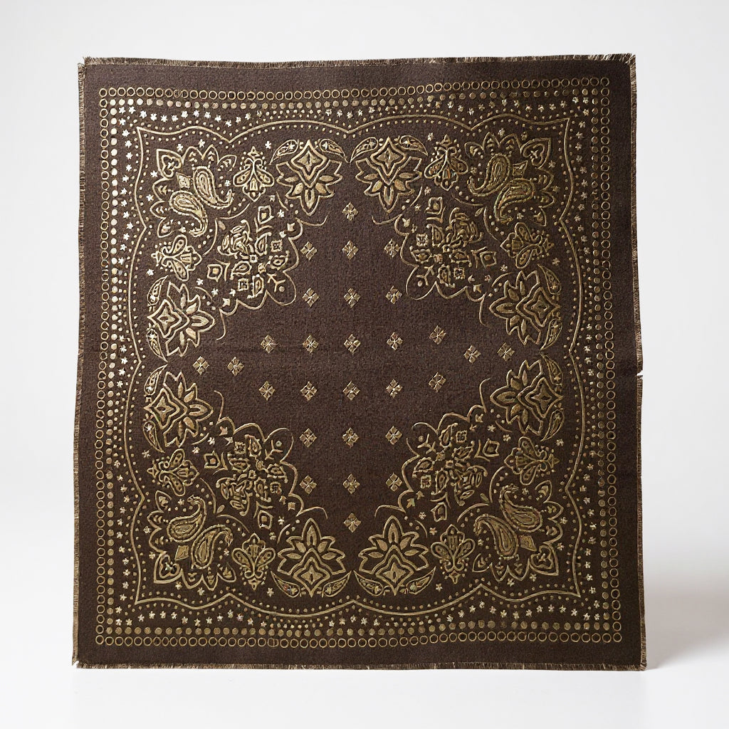 Produktfoto vom Tuch Flauschbandana im Farbmuster Braun vom Hamburger Modelabel stegmann mode