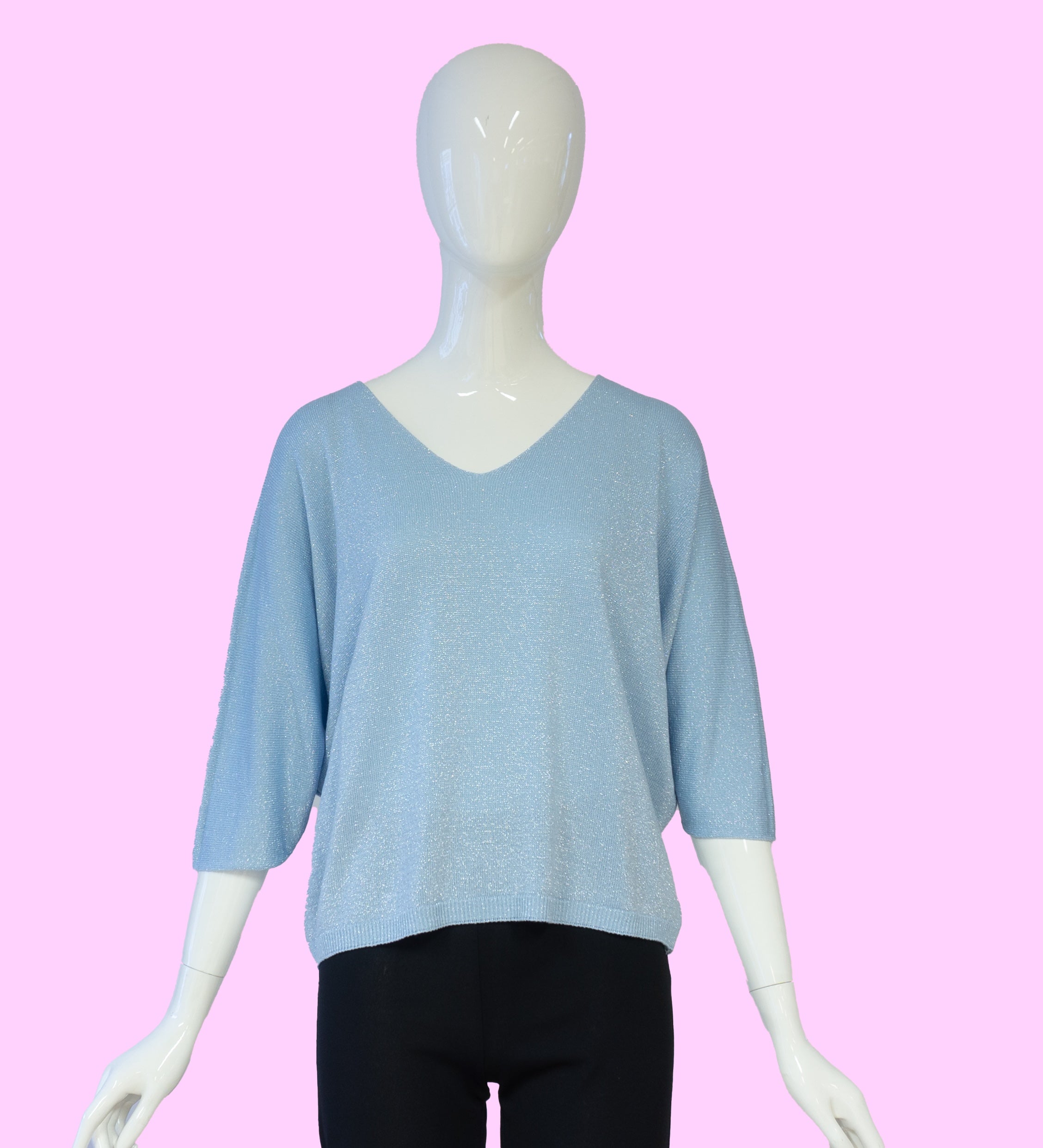 feingestrickter Pullover mit V-Ausschnitt und Glitzer vom Hamburger Modelabel stegmann mode