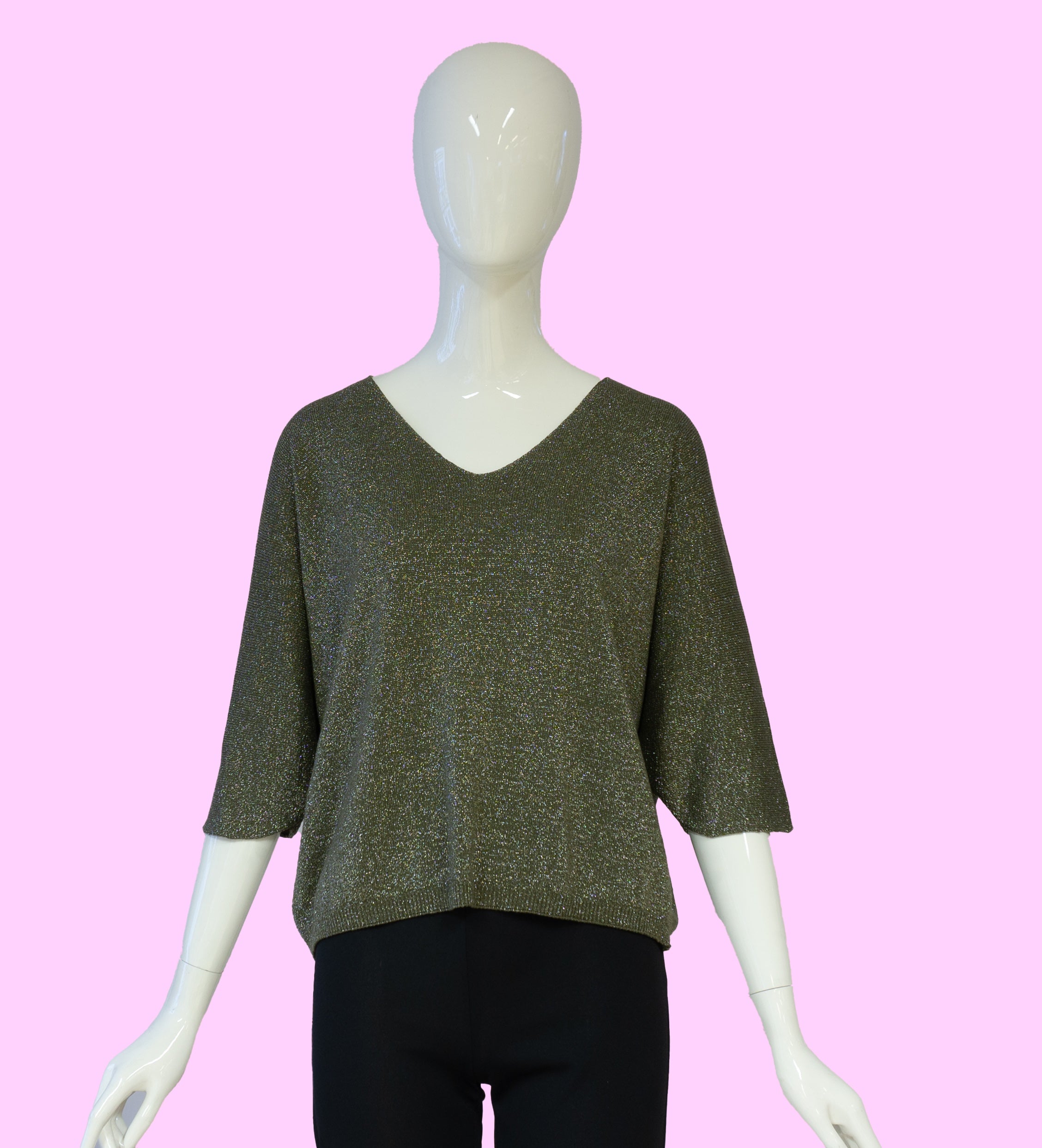 feingestrickter Pullover mit V-Ausschnitt und Glitzer vom Hamburger Modelabel stegmann mode
