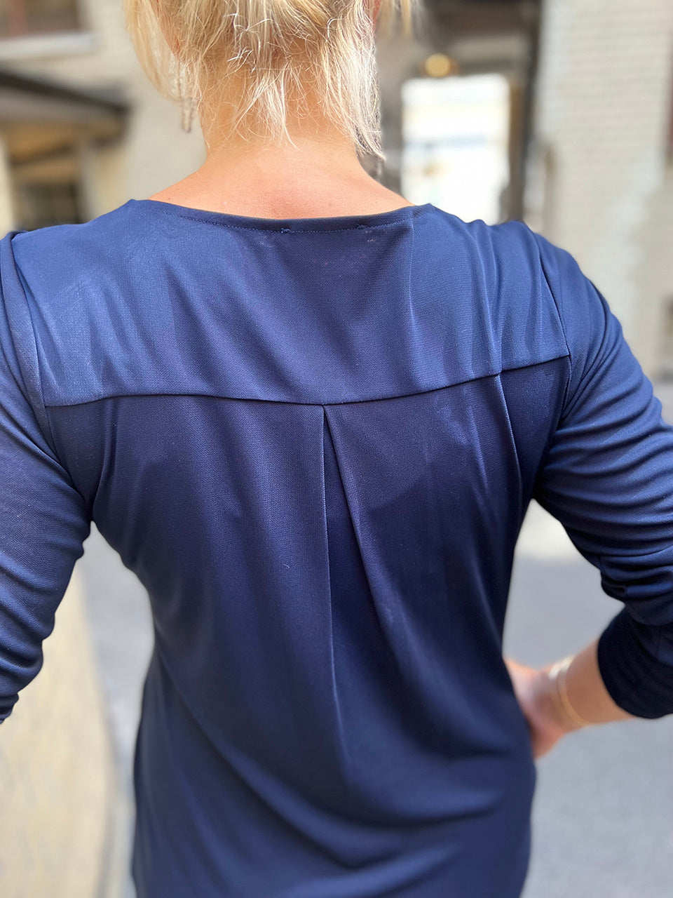 Kleid Marine von dem Hamburger Modelabel stegmann mode